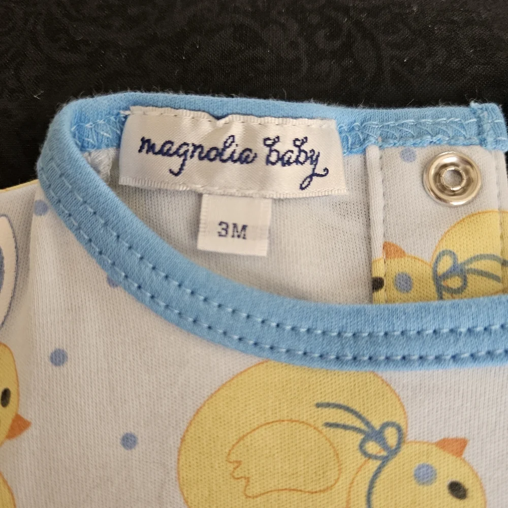 NWT "Mangnolia Baby Bunny Ears Printed Playsuit." 3 Months - Picture 7 of 8